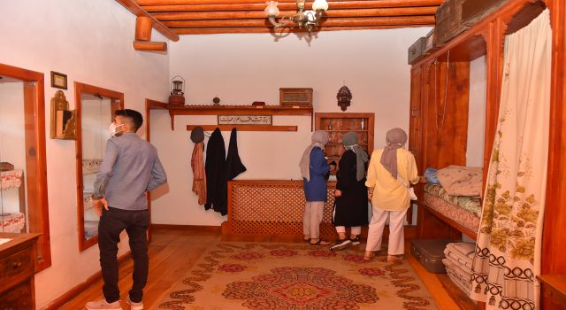 MUTFAK MÜZESİ’NE YABANCI TURİSTLERDEN BÜYÜK İLGİ