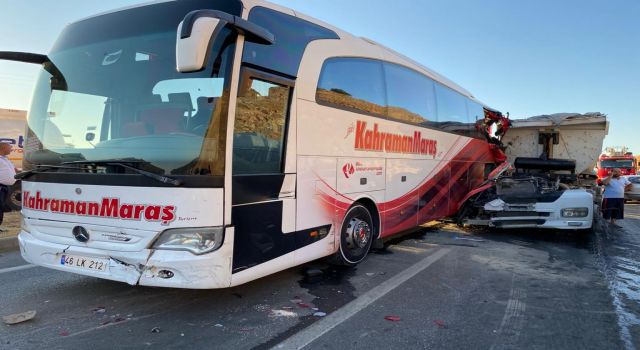 zincirleme trafik kazasında 5 kişi yaralandı