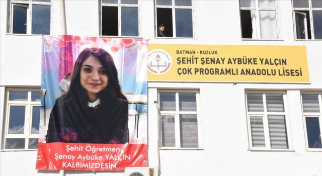 Öğretmenler Gününde Aybüke Öğretmen Unutulmadı