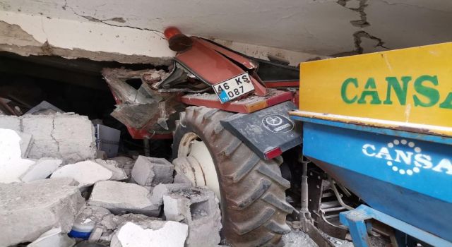 Kahramanmaraş’ta Binanın Yıkılmasını Önleyen Traktörler 10 Can Kurtardı