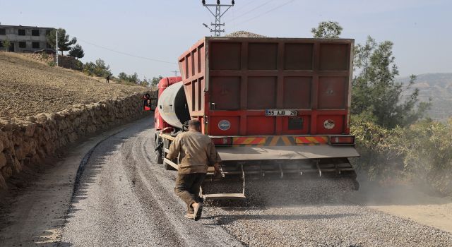 DULKADİROĞLU’NDA ASFALT ÇALIŞMALARI