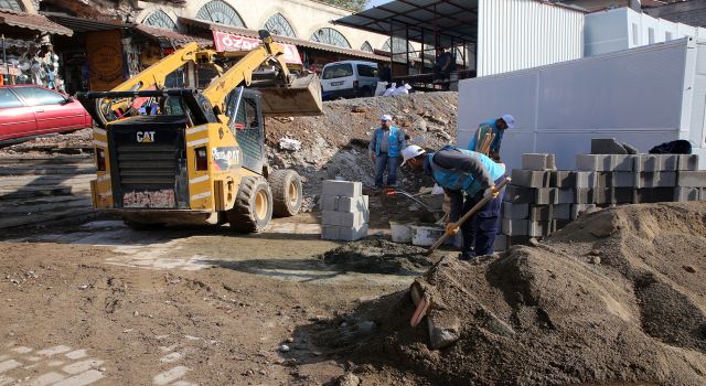 DULKADİROĞLU’NDAN KİLİT PARKE ÇALIŞMASI