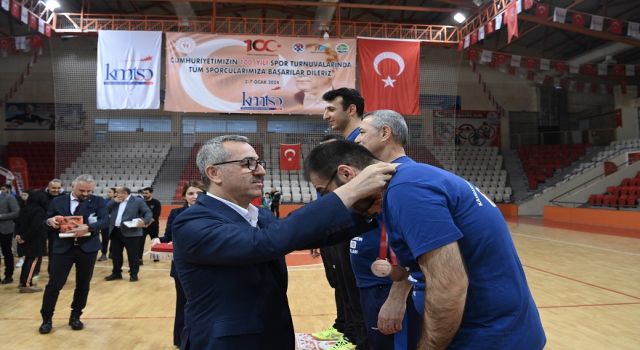 Cumhuriyetimizin 100. Yılı Spor Turnuvasında Ödüller Sahiplerini Buldu