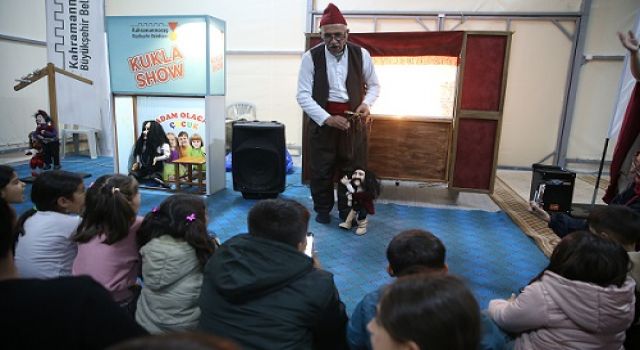 Çocuklar, Gölge Oyunu ve Kukla Gösterileriyle Doyasıya Eğlendi