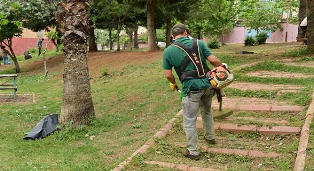 Onikişubat’ta park ve bahçeler yaza hazırlanıyor