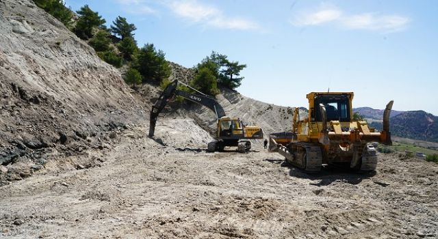 Büyükşehir, Dulkadiroğlu’nda Köy Evlerine Yeni Yol Açıyor