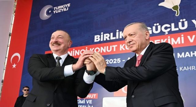 Cumhurbaşkanı Erdoğan ile Aliyev, Kahramanmaraş'ta 250 bininci konutu teslim etti