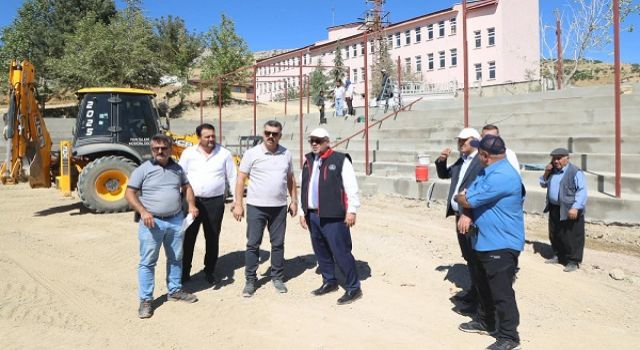 BAYDEMİRLİ SAHASI GÜREŞ FESTİVALİNE HAZIRLANIYOR
