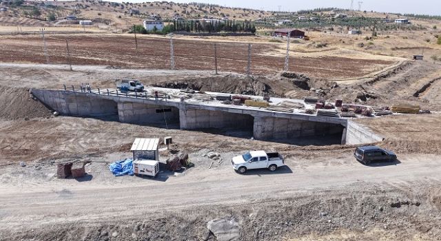 Eski Köprü Tarihe Karışıyor, Yeniyurt’a Yeni Ulaşım Kapısı Açılıyor