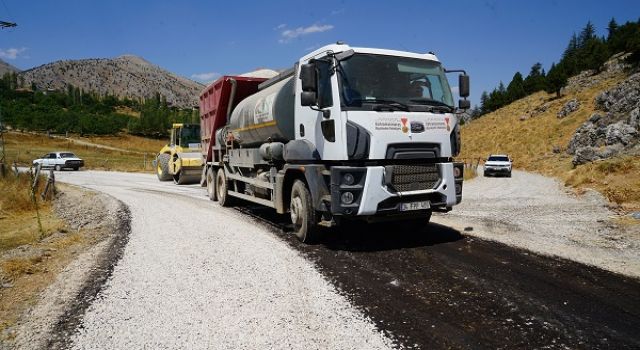 Göksun Kırsalında da Konforlu Ulaşım İçin Büyükşehir Görev Başında