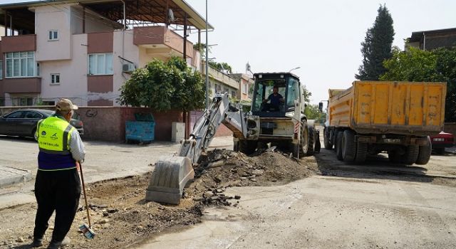 Namık Kemal Mahallesi’nde Altyapının Ardından Üstyapı Tamiratları Yapılıyor