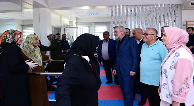 Başkan Görgel: “Yaşlılarımıza Yönelik Hizmetlerimizi Artırarak Sürdürüyoruz”