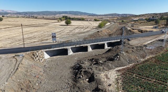 Büyükşehir, Yeniyurt’a Yeni Köprü İnşa Etti