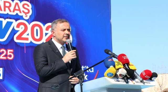 Geçmişin efsane otomobilleri ve geleceğin teknolojisi Auto Show 2025’de görücüye çıktı