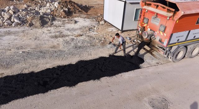 Elbistan’da Altyapının Ardından Yollar da Bir Bir Onarılıyor