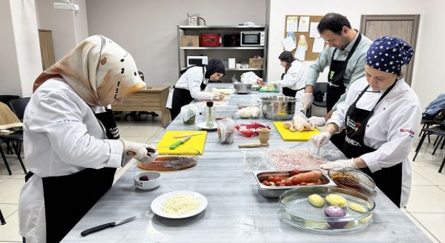 Kahramanmaraş Gastronomisinin Yeni Aşçıları KAMEK’te Yetişiyor