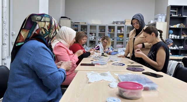 KAMEK’in Takı Tasarım Kursunda Hobiler Mesleğe Dönüşüyor