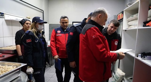 Büyükşehir Zabıtasından Uzun Çarşı’da Kapsamlı Denetim