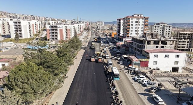 Doğukent Yolunda Yenileme Çalışmalarına Başlandı