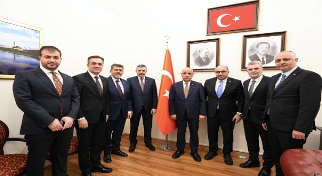 AK Parti Kahramanmaraş Heyeti İçişleri Bakanı Çiftçi ile Bir Araya Geldi