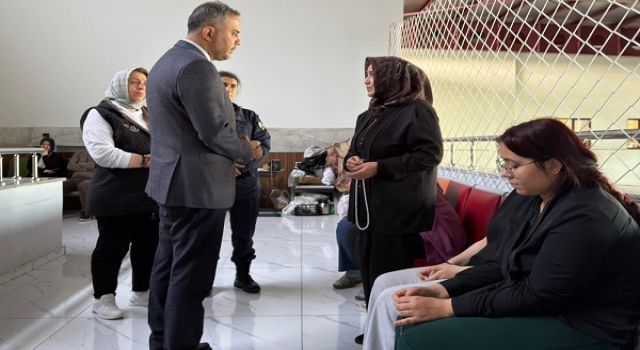 Başkan Hanifi Toptaş, okul saldırısında yaralanan öğrenciler ve ailelerini ziyaret etti