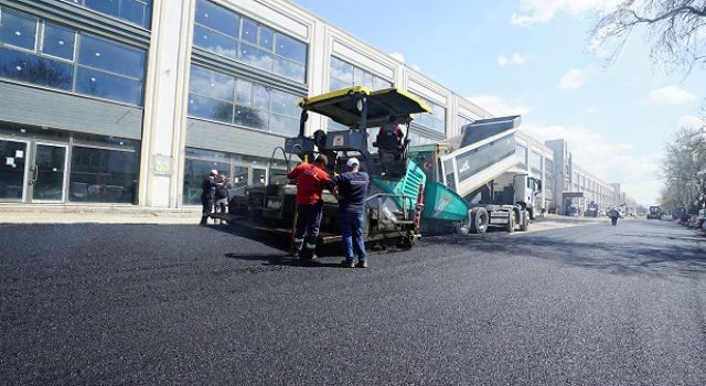 Büyükşehir, Toptancılar Sitesi Yollarını Yeniliyor