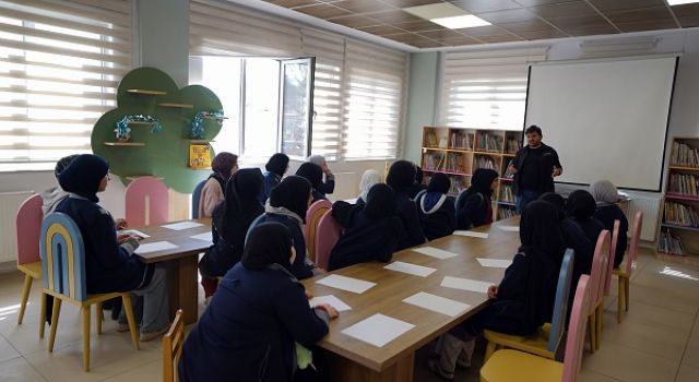 Büyükşehir’den Geleceğin Yazarlarına İlham Veren Atölye