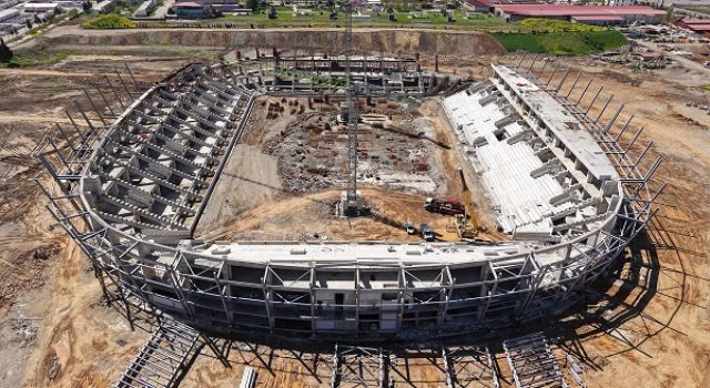 Kahramanmaraş Stadyumu Hızla Yükseliyor