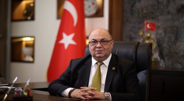 BAŞKAN AKPINAR’DAN ANNELER GÜNÜ MESAJI: “ANNELER, SEVGİNİN VE FEDAKÂRLIĞIN EN GÜZEL ADIDIR”