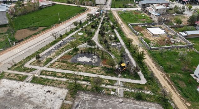 Büyükşehir, Göksun’da Cevher Dudayev ve Köroğlu Parklarını Modern Yaşam Alanına Dönüştürüyor