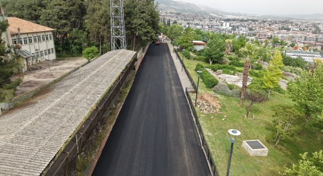 Büyükşehir, Hacı Bayram Veli Mahallesi’nde 31015. Sokak’ı Sıcak Asfaltla Buluşturuyor
