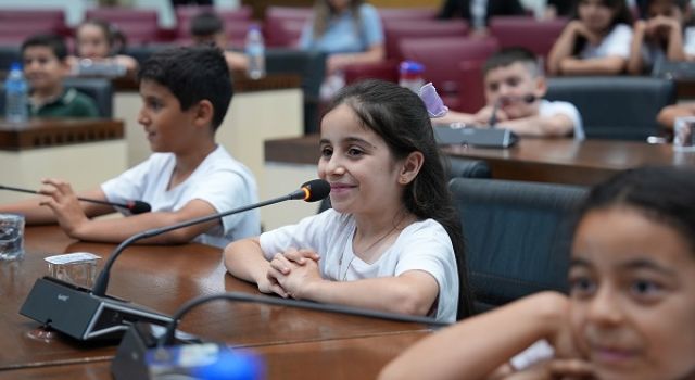 Başkan Görgel, Minik Öğrencileri Ağırladı