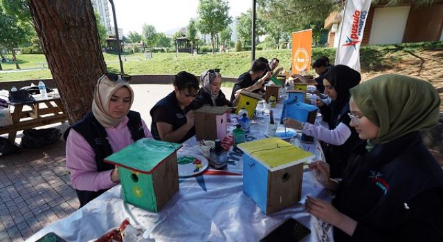 Pusula Maraş, Gençleri Kuş Evi Boyama Atölyesinde Buluşturdu