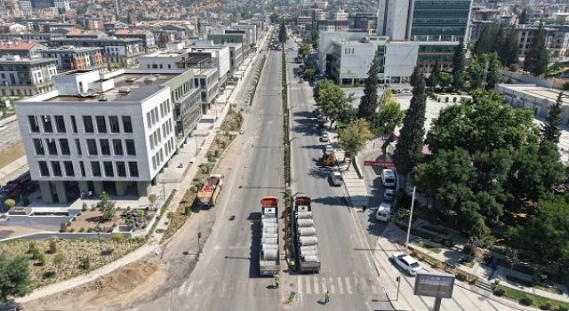 Sürücülerin Dikkatine! Azerbaycan Bulvarı’nda Altyapı Çalışması Başladı