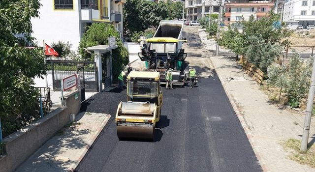 Büyükşehir Bu Hafta 22 Farklı Noktada Asfalt Mesaisinde