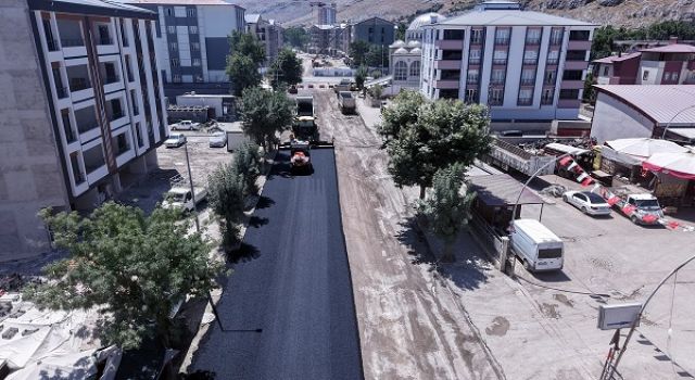 Büyükşehir, Elbistan Söğütlü Caddesi’ni Modern Görünümüne Kavuşturuyor