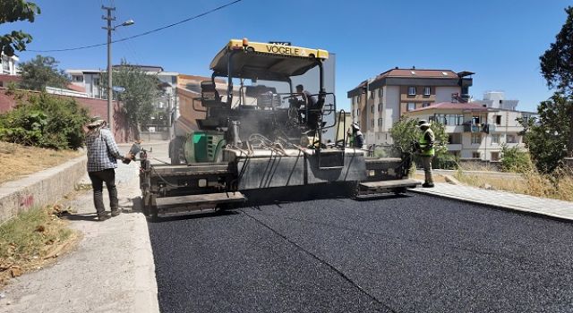 Büyükşehir’den Yeni Haftada 3 İlçe 20 Noktada Asfalt Mesaisi