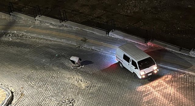 Yolun Çukurunu Gördü, “Bana Ne” Demedi