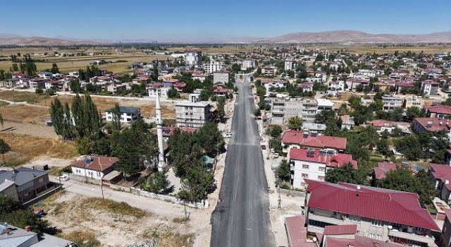 Büyükşehir’den Elbistan’ın Ulaşımına Güç Katacak Bir Asfalt Yatırımı Daha