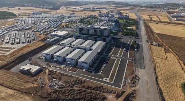 Büyükşehir’den NFK Şehir Hastanesi ve Ferhuş Sağlık Kompleksi Çevresine Düzenleme