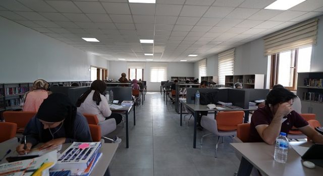 Mehmet Arıkan Gençlik Merkezi, Gençlerin Eğitim Yolculuğuna Güç Katıyor