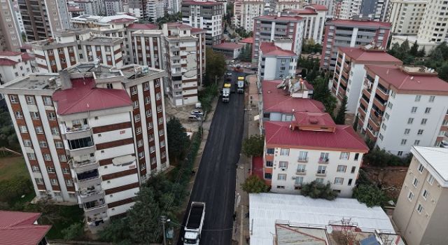 Büyükşehir, Altyapı Sonrası Asfalt Yatırımlarını Durmaksızın Sürdürüyor