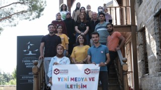 Akademi’de Yeni Medya ve İletişim Eğitimleri