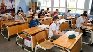 İl Hıfzıssıhha Kurulu Üyesi Prof. Dr. Selma Ateş, Yüz Yüze Eğitim Dönemine İlişkin Önemli Uyarılarda Bulundu