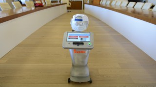 Üniversitemiz Rektörü Prof. Dr. Niyazi Can, TEKNOFEST 2021’de ‘IzeRO20’ İsimli Proje İle Üçüncü Olan ‘RoboVision’ Takımını Ödüllendirdi