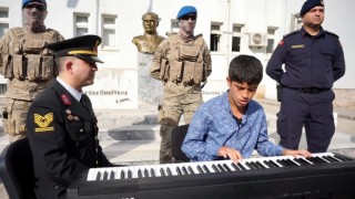 Atatürk sevgisi 10 Kasım’da engelleri aştı 