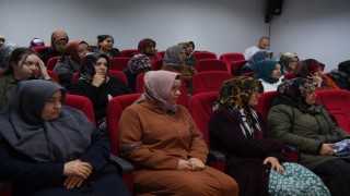 DULKADİROĞLU GENÇLİK MERKEZİNDEN KADINLARA GİRİŞİMCİLİK KURSU
