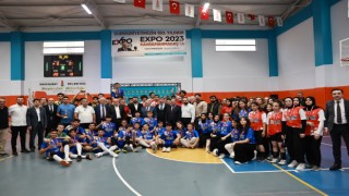 Onikişubat Belediyesi 100. Yıl EXPO 2023 Voleybol Turnuvası finali nefes kesti