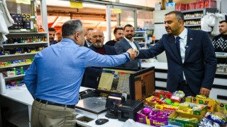 Başkan Adayı Toptaş, Vatandaşlarla Bir Araya Gelmeyi Sürdürüyor