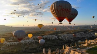 TÜRKİYE SICAK HAVA BALONCULUĞUNDA ZİRVEDE